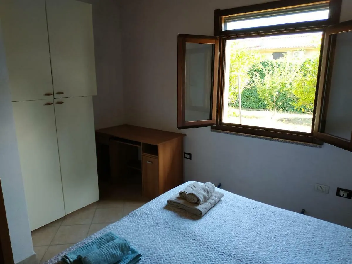 Cottage Su Merti Country Iglesias 0*,  Italia